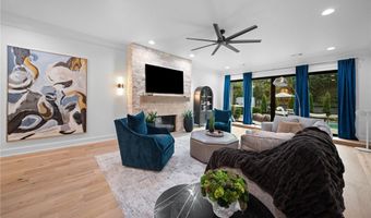 12175 Lost Oak Dr, Bentonville, AR 72712