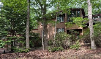 18 TOMAHAWK Ct, Medford, NJ 08055