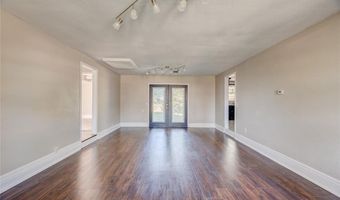 126 Windsor Ave, Chickasha, OK 73018