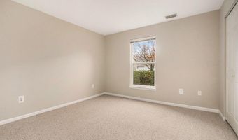 1631 Weatherstone Dr, Ann Arbor, MI 48108