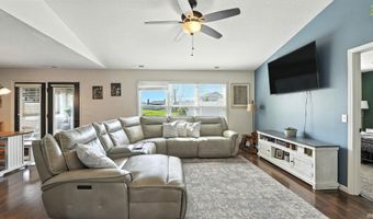 1403 Quinten Dr, Auburn, IN 46706