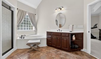 1363 AVALON Ln, Anniston, AL 36207