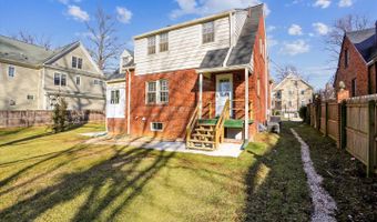 8908 GRANT St, Bethesda, MD 20817