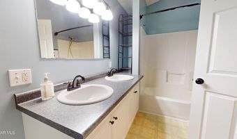403 Hemlock St, Altoona, PA 16602
