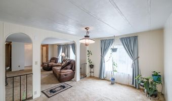 3800 Mountain View Dr SE 33, Albany, OR 97322