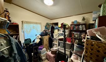 650 Clairmont Dr, Altoona, PA 16601