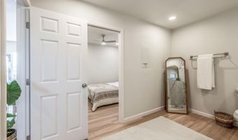 180 Hoomoku St, Kahului, HI 96732