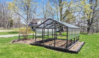 1064 W Helmer Lake Rd, Almer, MI 48647