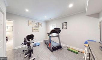 7565 MARSHALL Dr, Annandale, VA 22003
