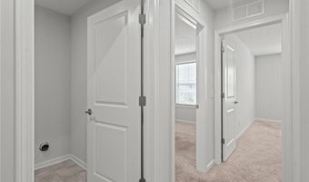 792 Nancy Dr, Aurora, OH 44202