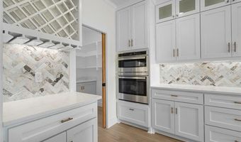 150 Chateau Bnd, Ardmore, OK 73401