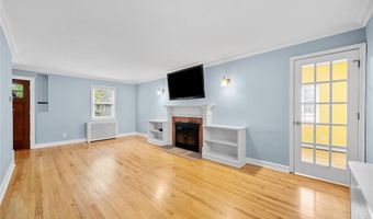 68 Prospect St, Amityville, NY 11701