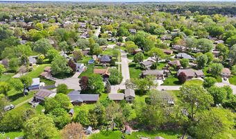 8768 Meadowridge Ln, Indianapolis, IN 46217