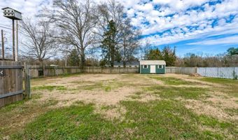 402 5th St, Benton, LA 71006