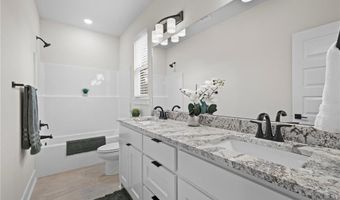 30 Cromer Dr, Bella Vista, AR 72715