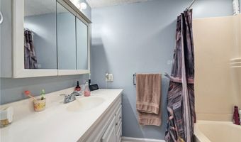 780 Minerva St, Amherst, OH 44001