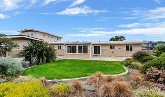 975 OCEAN Dr, Bandon, OR 97411