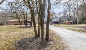 29 Breedlove Dr, Andrews, NC 28901