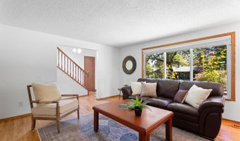 7225 SW JUNIPER Ter, Beaverton, OR 97008