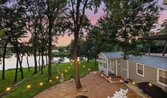 1616 Woodview Dr, Alvarado, TX 76009