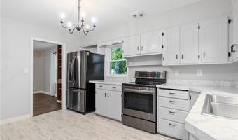 1407 Elm St, Alexandria, MN 56308