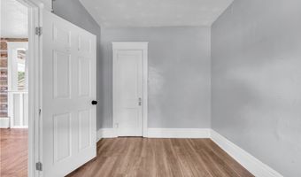 1174 La Croix Ave 1, Akron, OH 44307