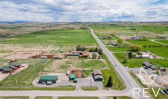 8 Mountain Dr, Cody, WY 82414