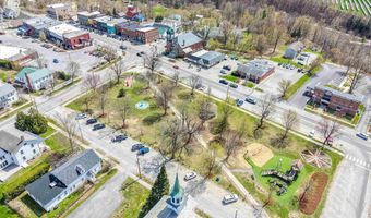 14 School St, Bristol, VT 05443