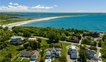 592 Tuckerman Ave, Middletown, RI 02842