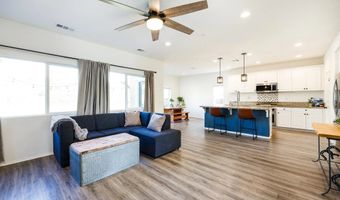 310 Falabella Ln, Fallbrook, CA 92028