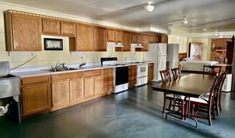1235- A Long Branch Rd, Beattyville, KY 41311