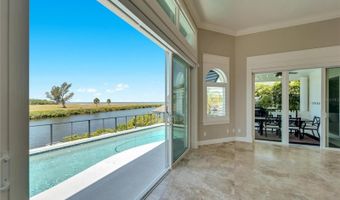 1024 SONATA Ln, Apollo Beach, FL 33572