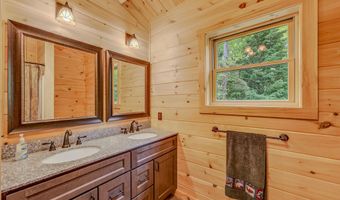 92 Joyce Dr, Carroll, NH 03595
