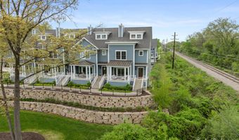 657 Greenslate Dr SE, Ada, MI 49301