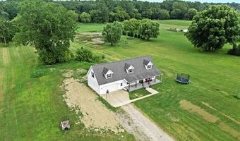 3525 Howland Rd, Almont, MI 48003