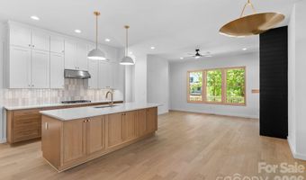 35 Grindstaff Dr, Asheville, NC 28803