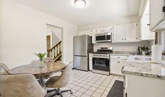 1210 S Douglas Ave, Arlington Heights, IL 60005