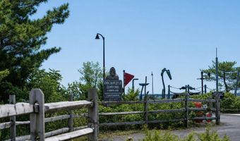 2 Berkeley Crossings Way, Bayville, NJ 08721