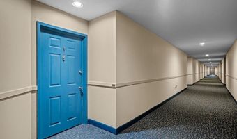 2 School St 130, Lincoln, RI 02802