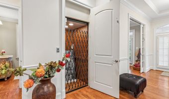 5114 WESSLING Ln, Bethesda, MD 20814