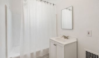 4479 W 61st St, Windsor Hills, CA 90043