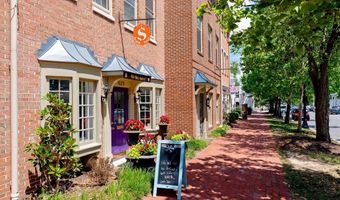 922 S WASHINGTON St 311, Alexandria, VA 22314