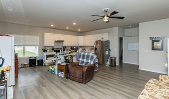 2820 NW 32nd Ln, Ankeny, IA 50023