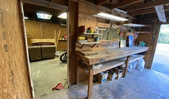 15825 Childress Rd, Bauxite, AR 72011