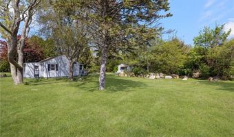 44 Kilburn St, Charlestown, RI 02813