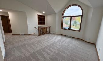 408 4th St NW, Avon, MN 56310