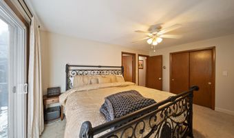 101 Horace Greeley Rd, Amherst, NH 03031