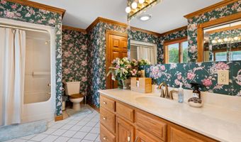 21580 Moonlight Bay Rd, Abingdon, VA 24211