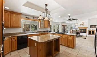 10525 Burned Oak Ln, Escondido, CA 92026