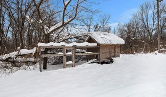 182 40th St, Allegan, MI 49010